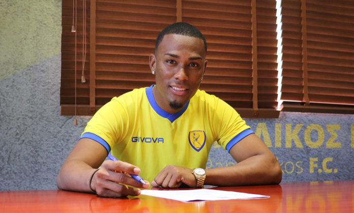 Deiby Flores Panetolikos Grecia