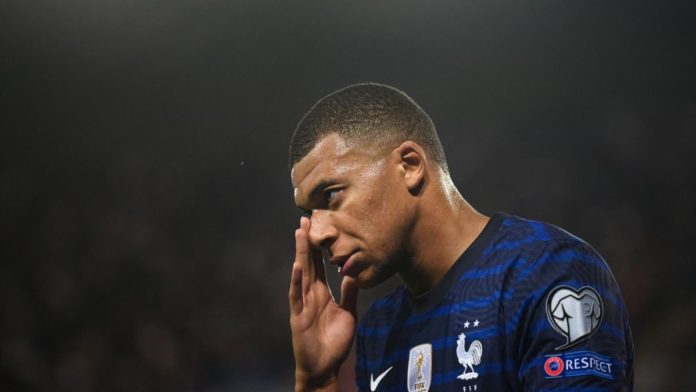 kylian mbappé lesión francia