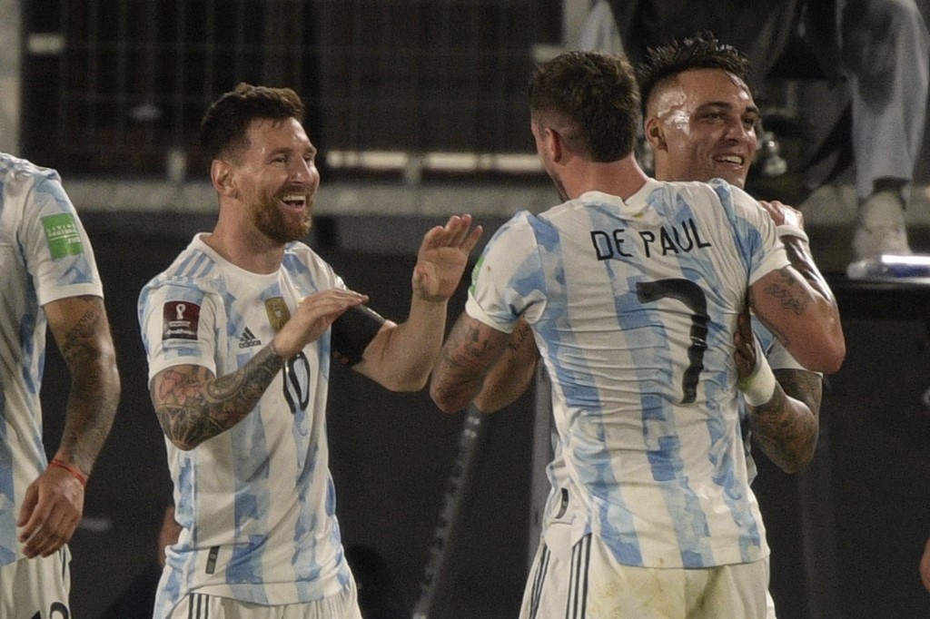 Romance Messi Argentina