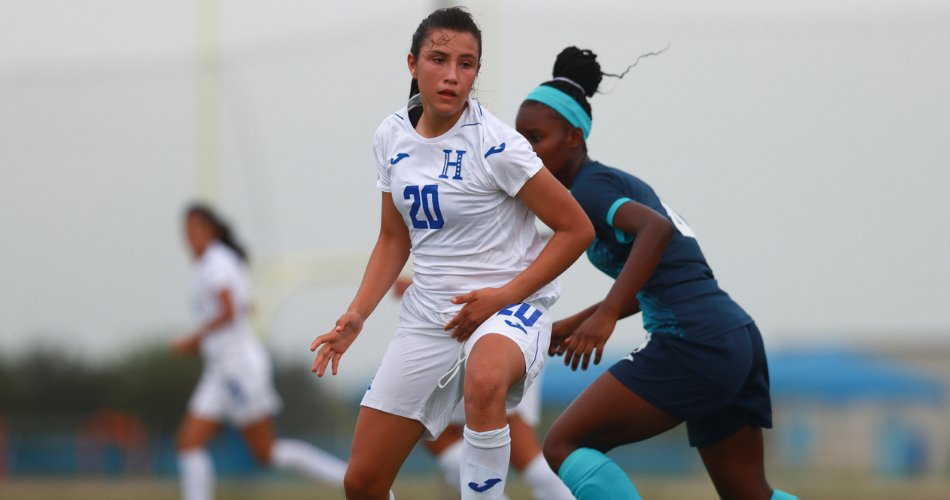 Selección Femenina de Honduras Sub-17 tuvo un gran debut ante Islas Turcas y Caicos.
