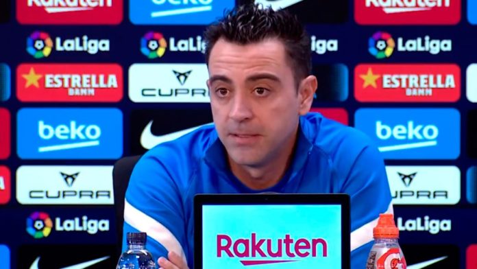 Xavi Hernández buscará clasificar al Barcelona a los octavos de final de la Champions.