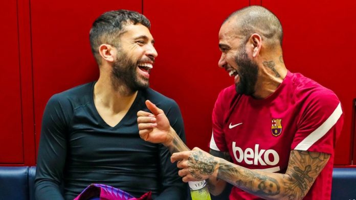 Jordi Alva y Dani Alves