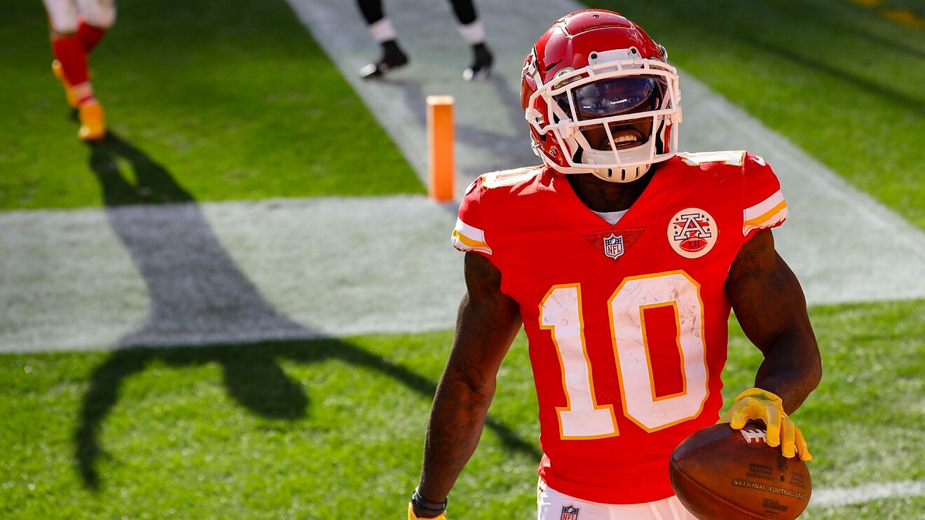 Tyreek Hill sorprende al ser cambiado de los Chiefs a Dolphins