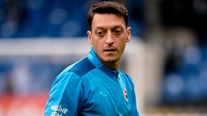 Mesut Özil Fenerbahçe