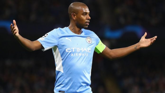 Fernandinho deja el Manchester City