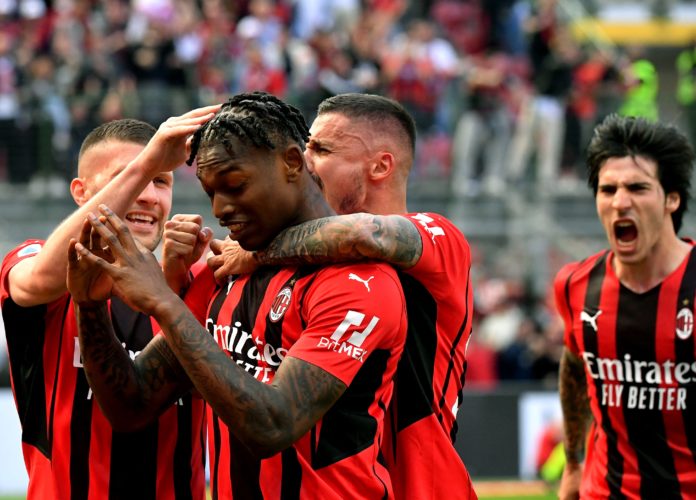 Milan vence a la Fiorentina