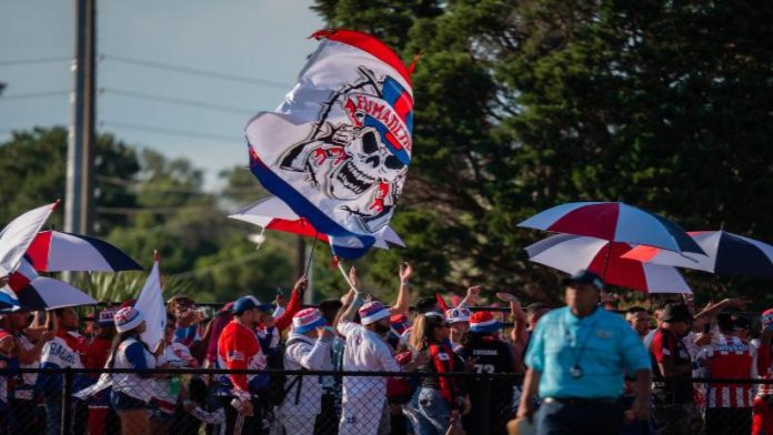 Los olimpistas acompañan a su equipo