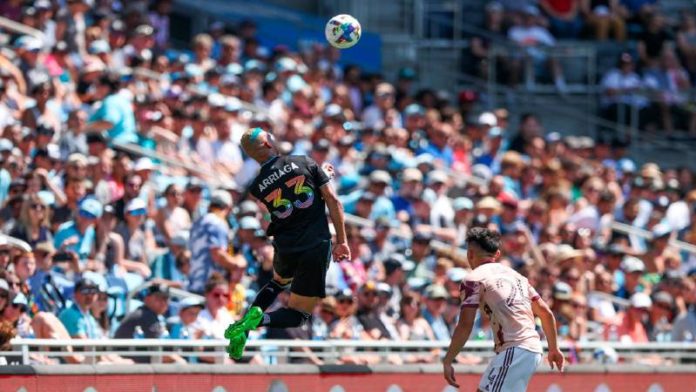 Arriaga volvió con el Minnesota.