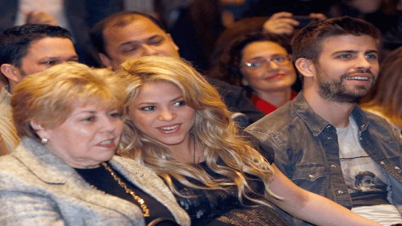 Madre de Shakira quiere a Piqué.