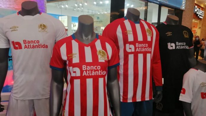 Camisas de Olimpia