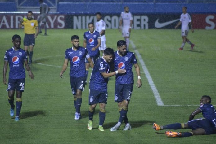 Motagua le ganó 2'0 al Cibao.