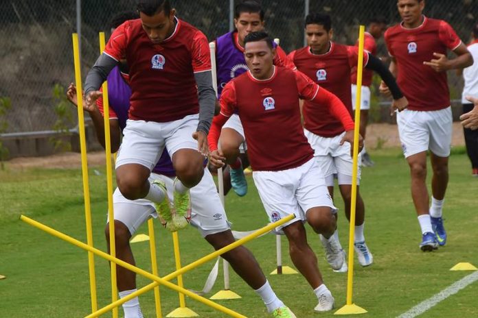 Carlos "Mangos" se suma al "hospital" olimpista.