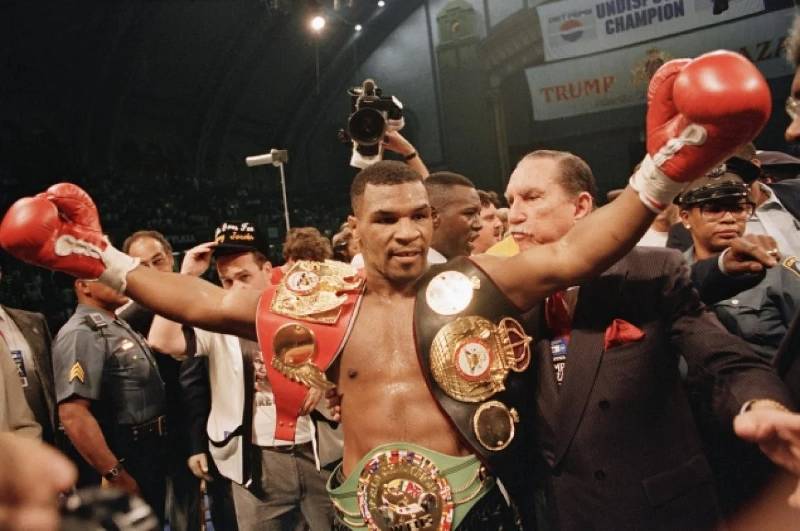 Tyson dominó el mundo del boxeo.