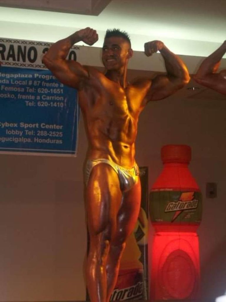 Jexrrel Montoya, ganó oro.