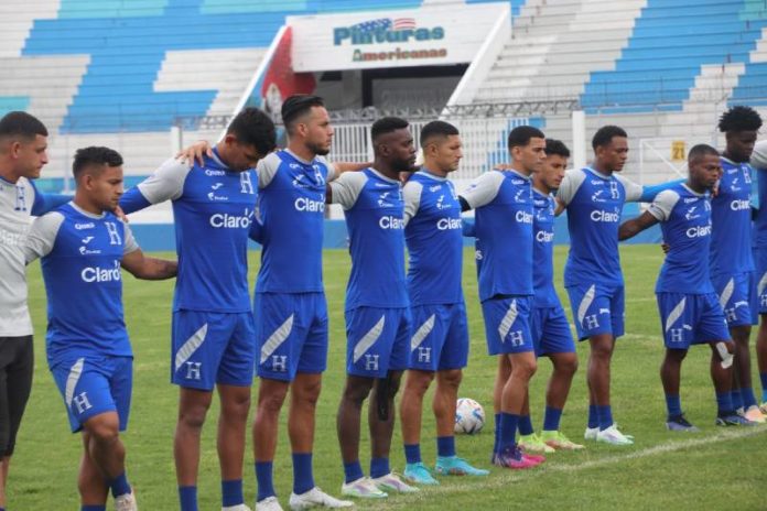 La Selección trabajó en el estadio Nacional.