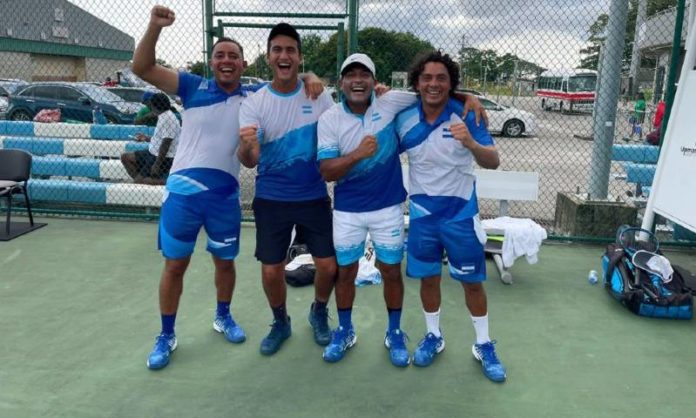 Honduras asciende en Copa Davis.