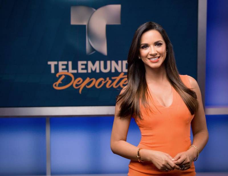 Ana Jurka, presentadora hondureña de deportes.