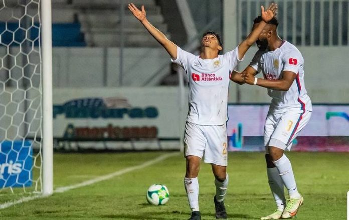 Olimpia y Alajuela llegan invictos a la gran final.