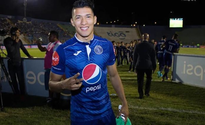 Motagua le abre las puertas a Kevin López.