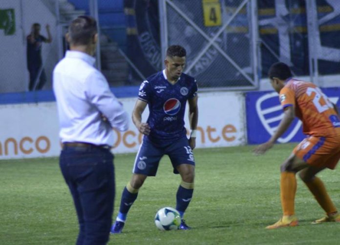 Motagua empató 2-2 con Lobos UPNFM.