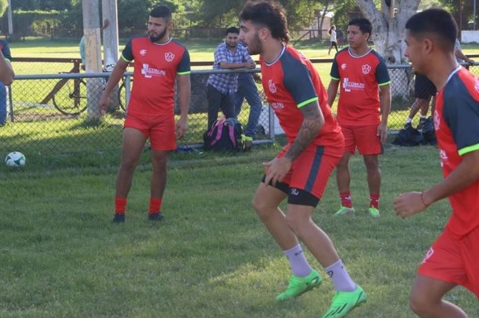 Agustín Auzmendi, delantero de Potros de Olancho Fc.