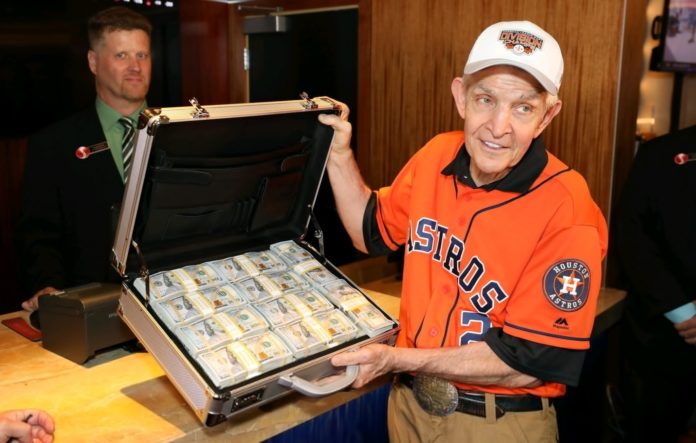 Astros Jim "Mattress Mack" McIngvale