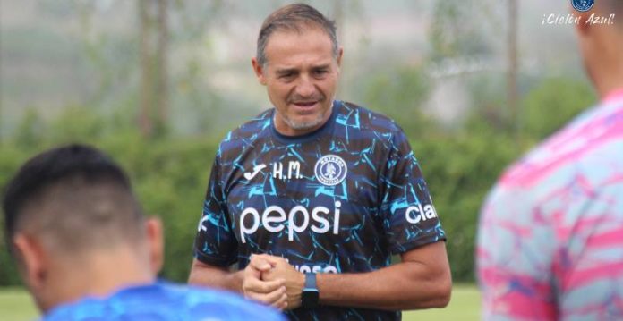 Hernán "La Tota" Medina, técnico de Motagua.