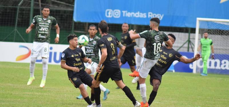 Marathón aprovechó su condición de local y ganó el juego de ida del repechaje frente a Potros de Olancho FC.