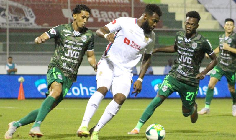 Jorge Benguché, delantero del Olimpia.