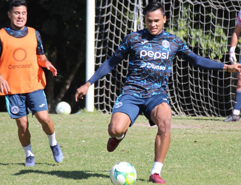 Denil Maldonado tiene contrato con Motagua.