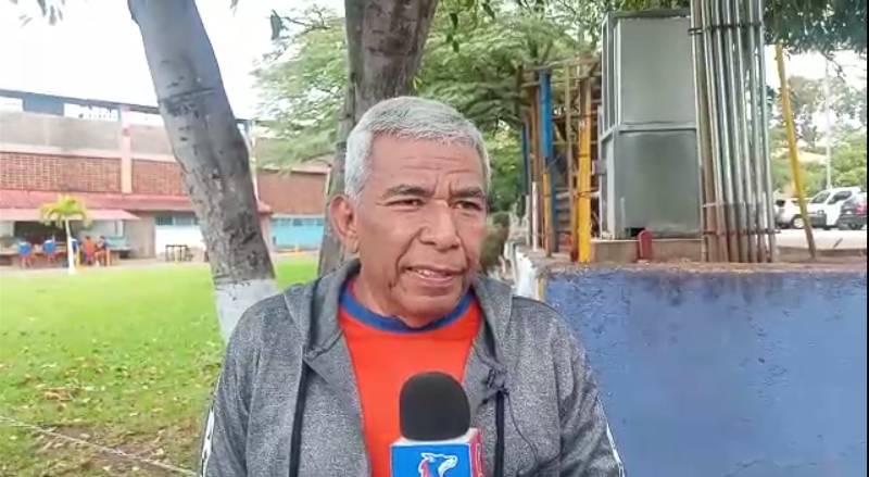 Héctor Castellón, DT de Lobos UPNFM.
