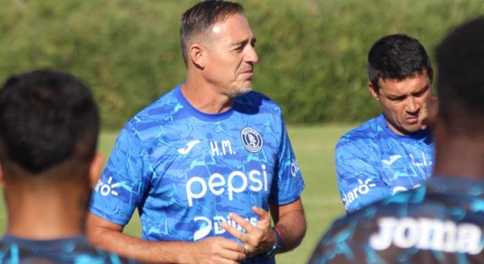 Hernán "La Tota" Medina, técnico de Motagua.