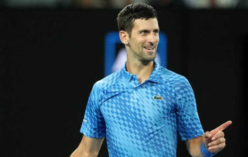 Novak Djokovic debutó con victoria de 6-3, 6-4, 6-0 sobre el español Roberto Carballés.