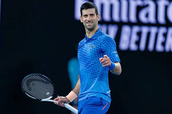 Novak Djokovic tuvo un regreso triunfal al Open de Australia y dejó claro que viene por el título.