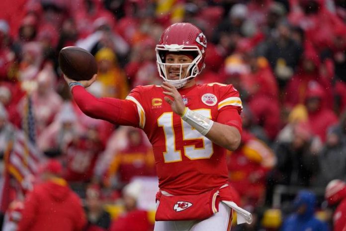 Con una excelente actuación de Patrick Mahomes, los Kansas City Chiefs se deshicieron de los Jacksonville Jaguars.