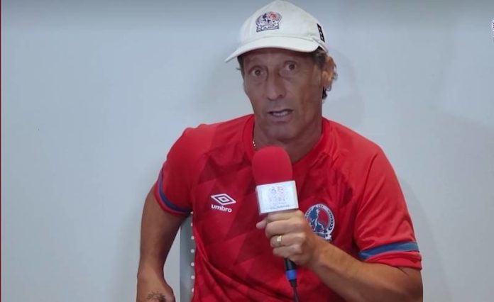 Pedro Troglio, técnico del Olimpia.