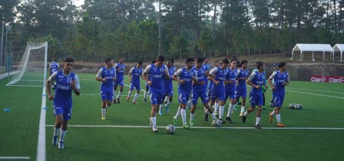 La Selección Nacional Sub-17 comenzó este lunes su penúltimo microciclo previo a su participación en el Premundial de la categoría en Guatemala.