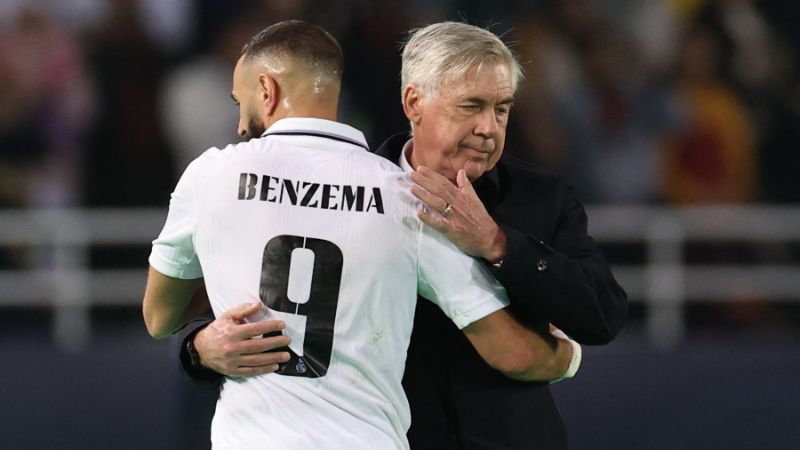 El técnico del Real Madrid, Carlo Ancelotti, se pregunta para qué quieren un 9 si ahí está Benzema.