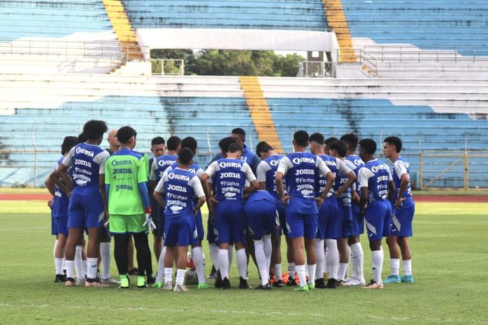 La Selección Nacional Sub-17 de Honduras debutará en el Premundial contra Surinam.