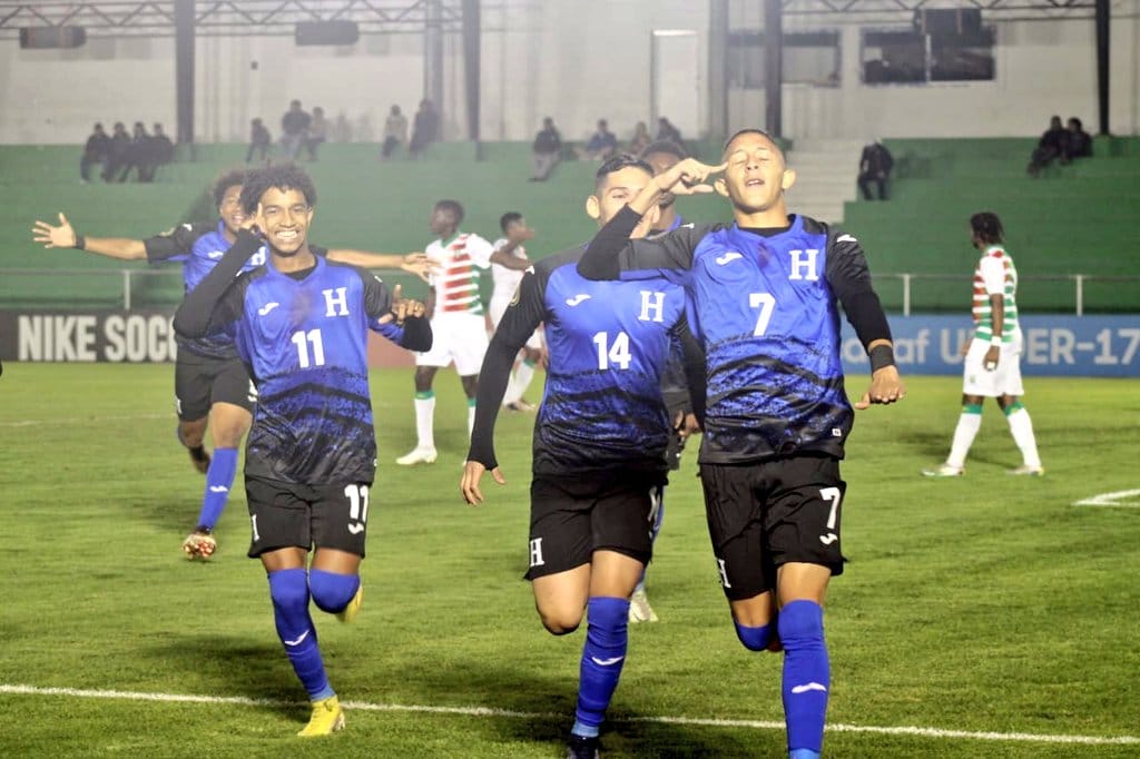 La Selección Sub-17 de Honduras tuvo un debut de ensueño en el Premundial de Guatemala, al ganarle 6-1 a Surinam.