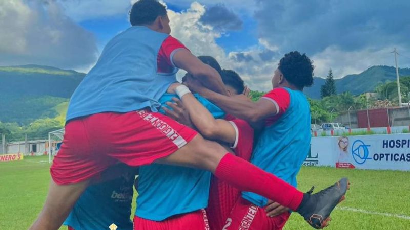 La Real Sociedad de Tocoa ganó un partido clave frente al Honduras Progreso. Los tocoeños triunfaron agónicamente por 3-2.