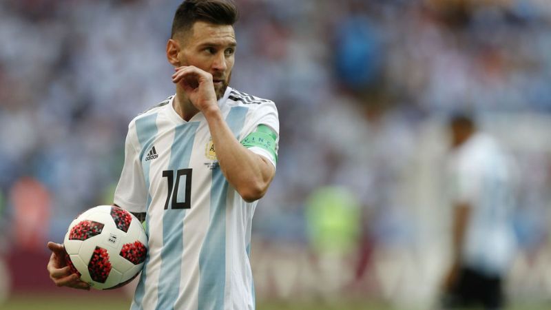 El capitán de la selección Argentina, Lionel Messi, tiene la ventaja al adjudicarse el título mundial en Catar 2022. 