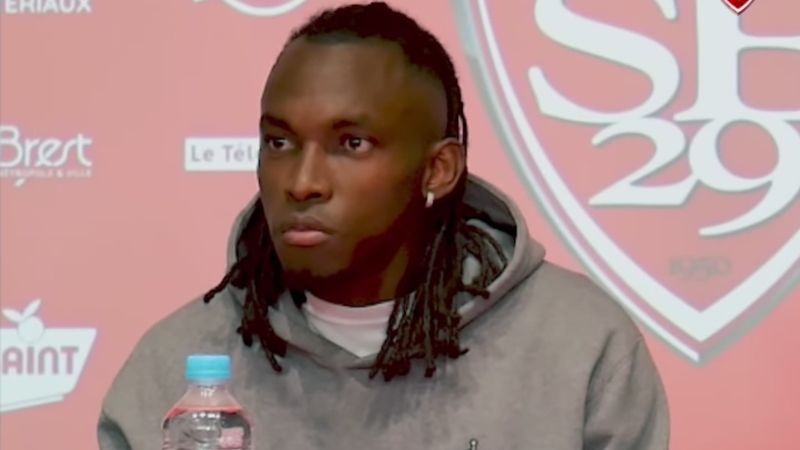 El delantero Alberth Elis destacó que llegó al Brest porque le gusta el reto de contribuir para su permanencia en la Ligue 1.