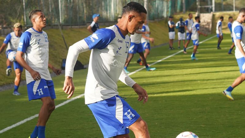 El delantero de la Real Sociedad Diego Reyes está teniendo un buen torneo y eso le valió para ser llamado a la Selección Nacional.