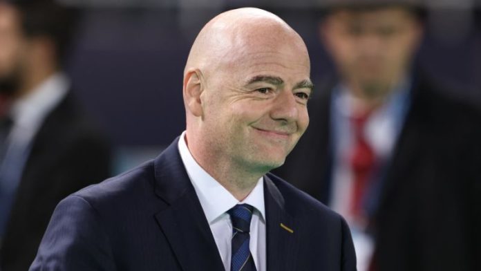 El presidente de la FIFA, Gianni Infantino, confía en el desarrollo del fútbol centroamericano.