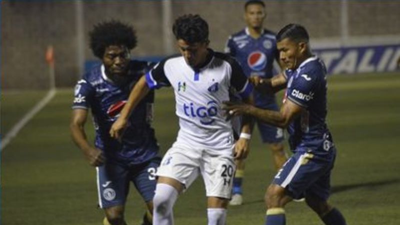 Motagua volvió a decepcionar a sus seguidores y apenas pudo empatar la noche del sábado 1-1 contra Honduras Progreso.