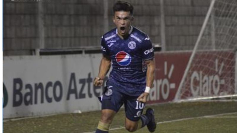 El argentino Gaspar Triverio celebra el único gol del Motagua sobre Honduras Progreso. El resultado final fue 1-1.