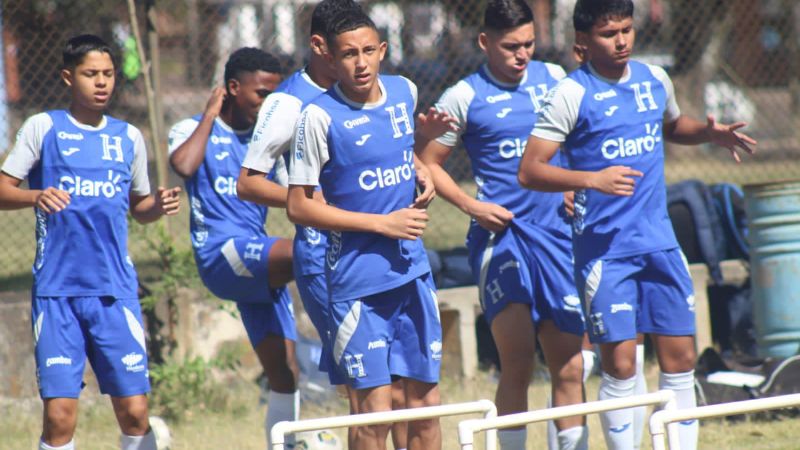 Los seleccionados catrachos Sub-17 ya entrenan en el lugar donde buscarán clasificarse al Mundial de Perú 2023.
