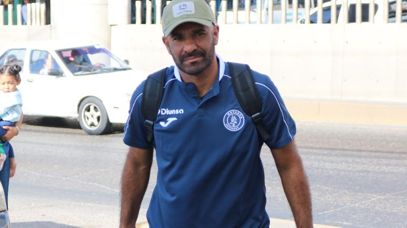 El técnico del Motagua, Ninrod Medina, está incómodo por la presentación de su equipo en el encuentro ante Honduras Progreso.