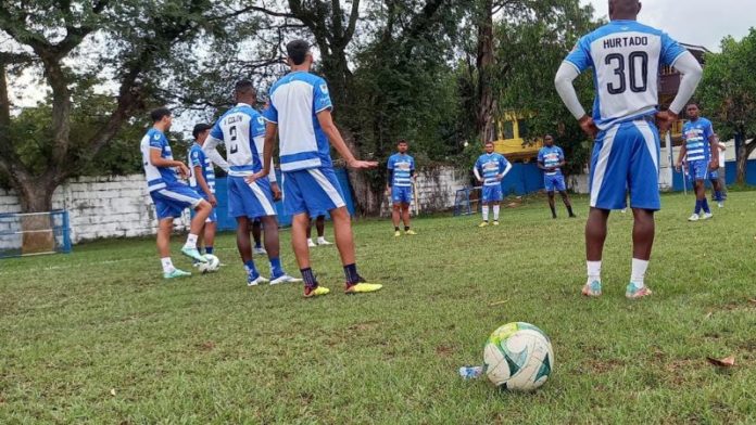 Los jugadores del Victoria esperan sacarle provecho a los problemas internos del Vida para quedarse con los tres puntos en el clásico ceibeño.